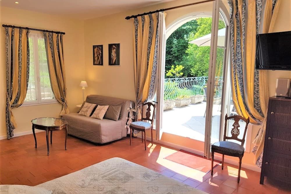 B&B with charm, quiet, kitchen, sw pool. - Grasse - Salon