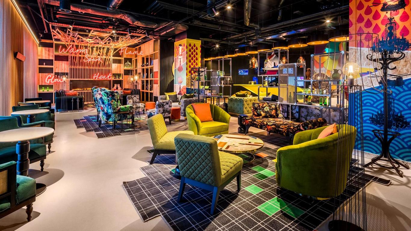 nhow London