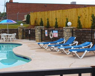 America's Best Value Inn Conyers - Conyers - Pool