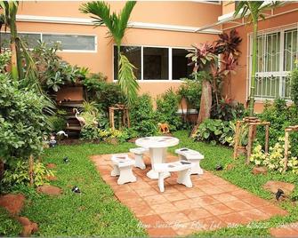 Home Sweet Home Place - Lop Buri - Patio