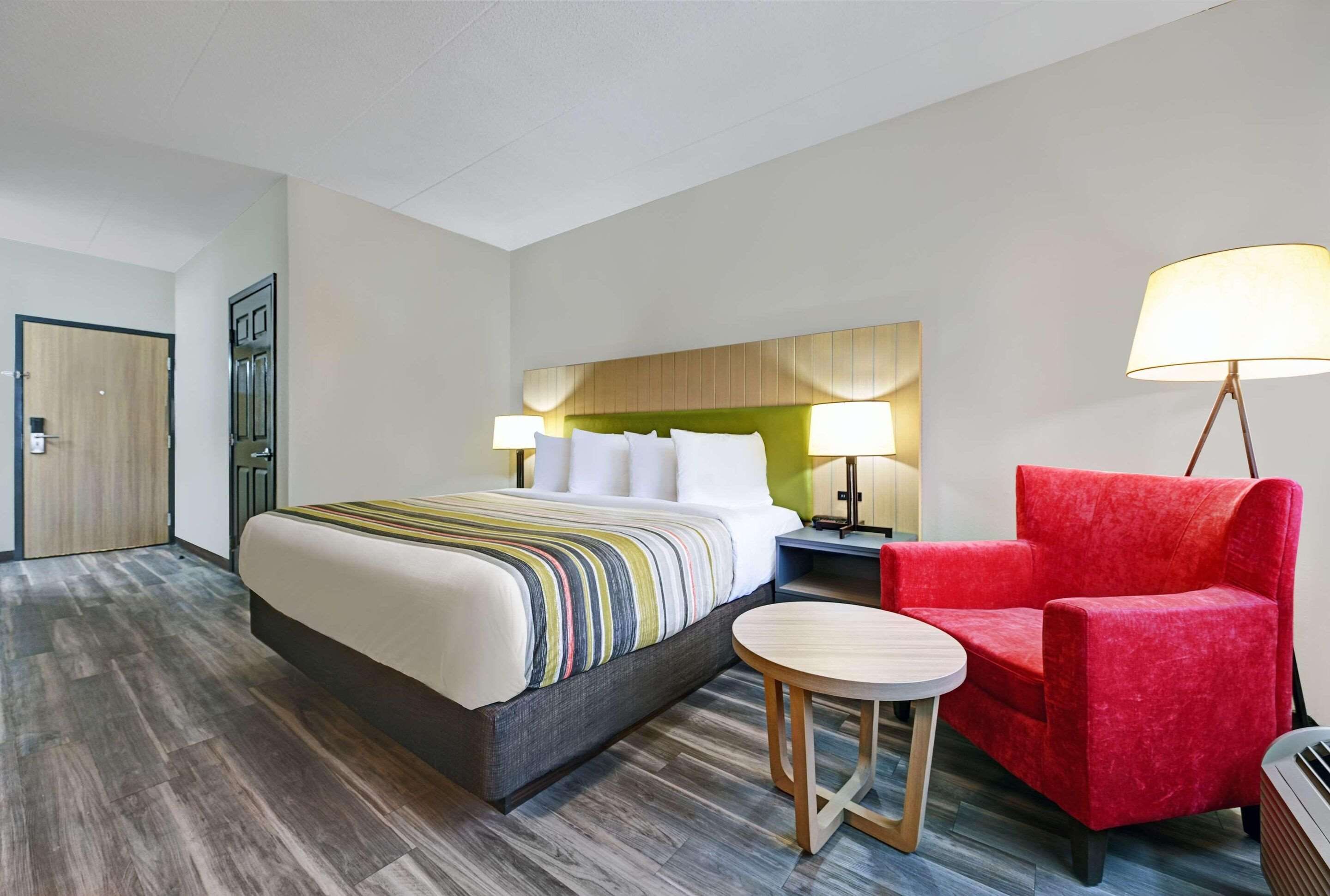 Country Inn & Suites by Radisson, Pierre, SD - Pierre - Bedroom