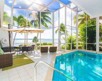 Pools of the Kai 3 - Waterfront Condo with Private Pool Atrium, Walk to Restaurants - North Side - Pool