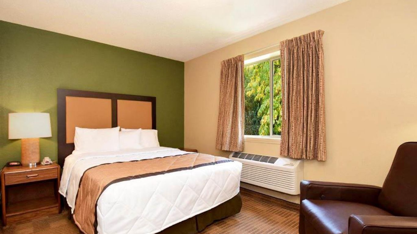 Extended Stay America Select Suites - St. Louis - Westport - Craig Road