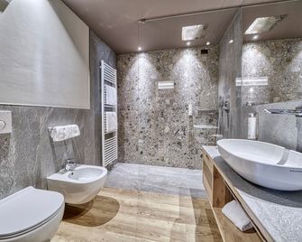 Brunet - The Dolomites Resort - Tonadico - Baño