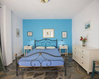 Villa Flora Views exciting imagination Alonissos - Alonnisos - Bedroom