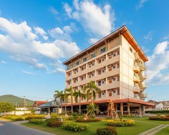 Scn City Centre Hotel Rayong - Ban Chang - Building