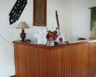Tunjung Nyaho Guest House ( Tng ) - Palangkaraya - Front desk