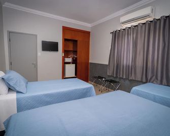 Bandeirantes Hotel - Cuiabá - Bedroom