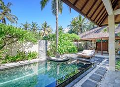 Kelapa Villas - Gili Trawangan - Piscina