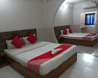 Hotel O Springvilla - Guwahati - Kamar Tidur