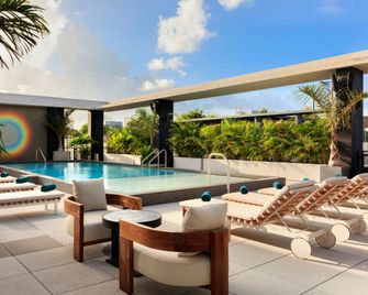 Moxy Miami Wynwood - Miami - Piscina