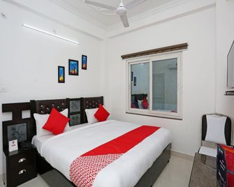OYO Ss Hotel - Gorakhpur - Habitación