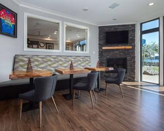 Inn on Long Lake - Nanaimo - Dining room