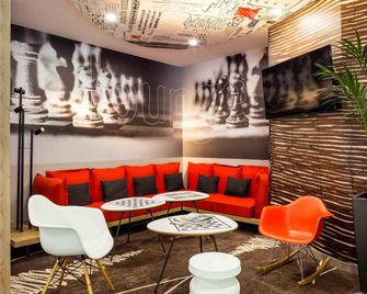 ibis Lannion Côte de Granit Rose - Lannion - Lounge