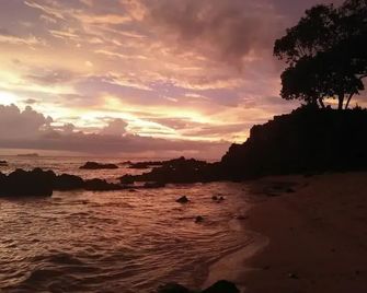 Kohjum Sea Beach Resort - Koh Jum