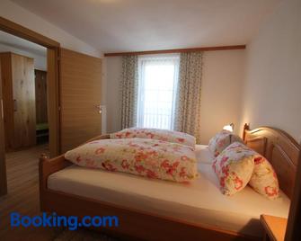 Bleierhof Apartment - Kartitsch - Schlafzimmer