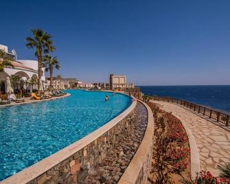 Reef Oasis Blue Bay Resort - Sharm El-Sheikh - Pool