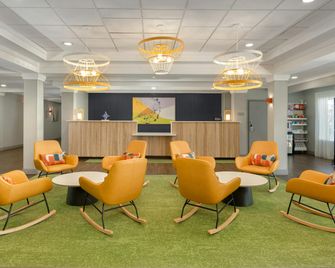 Spark by Hilton Murfreesboro - Murfreesboro - Lounge