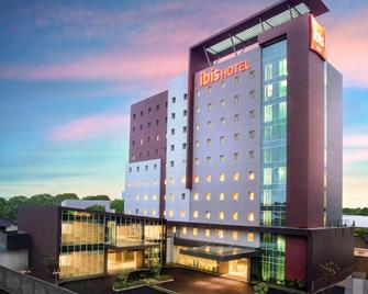 Ibis Makassar Losari - Kota Makassar - Bangunan