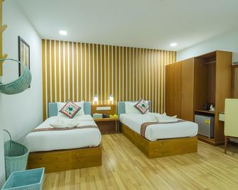 آجا آت 9 مايل هوتل - يانغون - ردهة