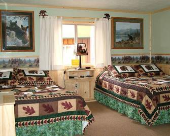 Glacier Haven Inn - Essex - Bedroom
