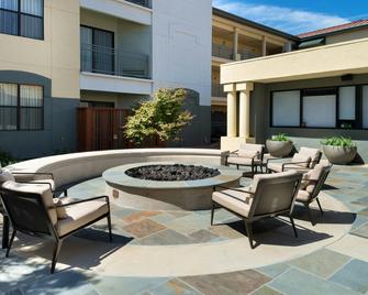 Residence Inn by Marriott Palo Alto Menlo Park - Menlo Park - Patio