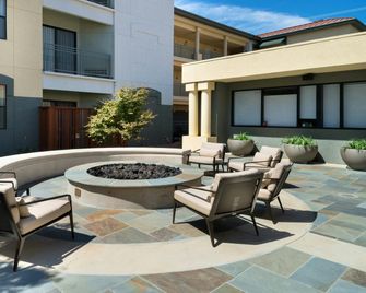 Residence Inn by Marriott Palo Alto Menlo Park - Menlo Park - Patio