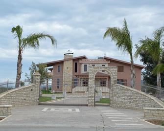 Prima Luce - Nova Siri - Edificio