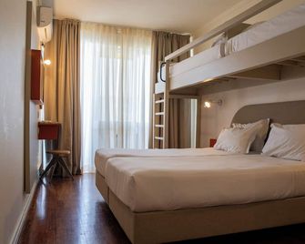 Wot Lagos Montemar - Lagos