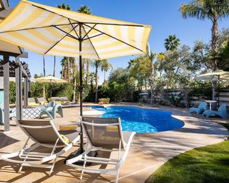 Avalon House - Mid Mod Hues and Mountain Views - Palm Springs - Pool