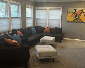 Cyclist Retreat in downtown Fruita, Colorado - Fruita - Living room