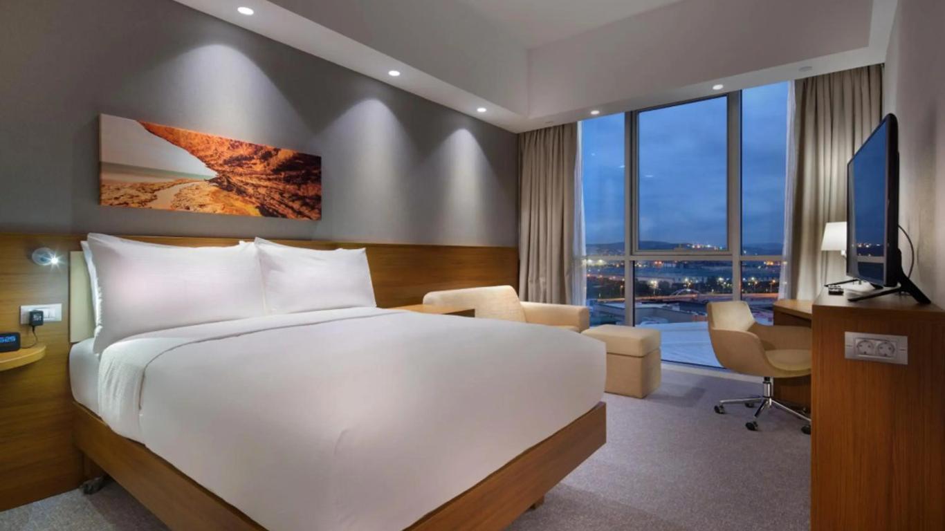 Hampton by Hilton Kocaeli Symbol