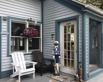 The Harbor Light Inn - Ellison Bay - Patio
