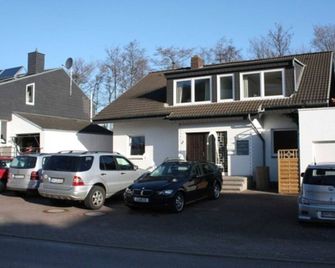 Double room No. 4, 19 m² - Gästehaus Denecke - Scharbeutz - Building