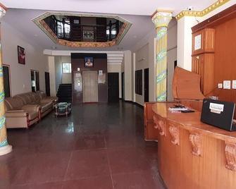 Sai Ranga Hotel & Residency - Puttaparthi - Front desk