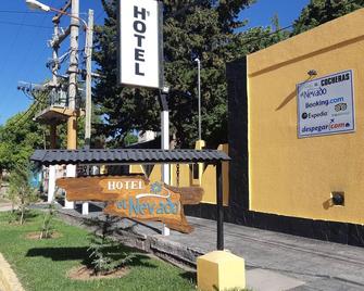Hotel El Nevado - Malargue - Будівля