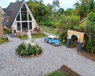 Explorer Resort & Marina - Kisubi