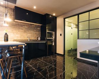 Boutique Hotel Xym Pyeongtaek - Pyeongtaek - Cocina