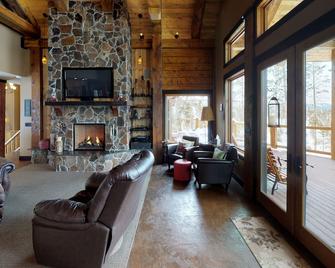 Winter Park-The Mango Lodge-6000sf Log Home- - Tabernash