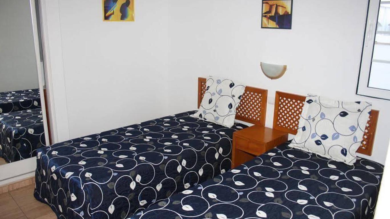 Vegas Residence - Adults Only