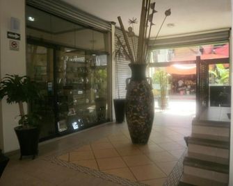 Hotel Esmeralda's - Tuxtla Gutiérrez - Lobby