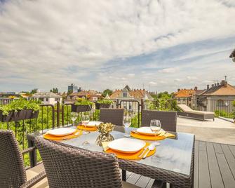 Terrace Apartments at City Park - Budapest - Balcony
