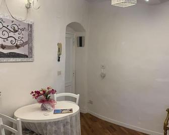 Appartamento incantevole nel centro di Arezzo - Arezzo - Comedor