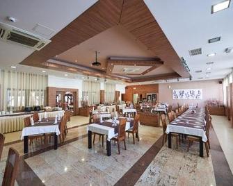 Hotel Slovenj Gradec - Slovenj Gradec - Restaurante