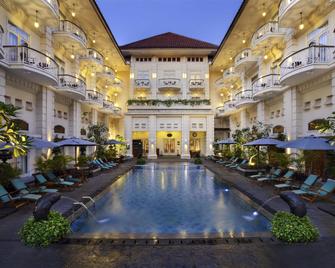 The Phoenix Hotel Yogyakarta - Handwritten Collection - Yogyakarta - Pool