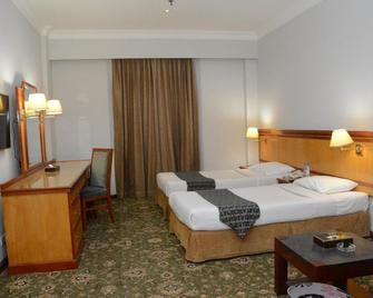 Phoenicia Hotel - Manama - Habitación