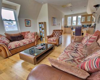 1 Argyle Place, Dornoch - Dornoch - Huiskamer