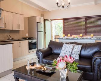 Alkantmooi Private Nature Reserve - Keursee - Plettenberg Bay - Kitchen