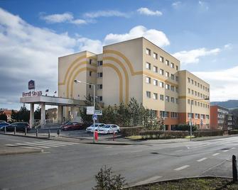 Hotel Grand Litava Beroun - Beraun - Gebäude