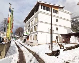 Magellan's The Golden Bridge - Lachung - Edificio